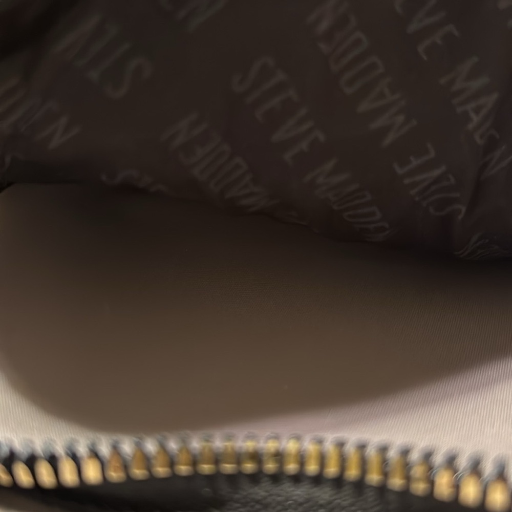 Steve Madden purse - Picture 5 of 6